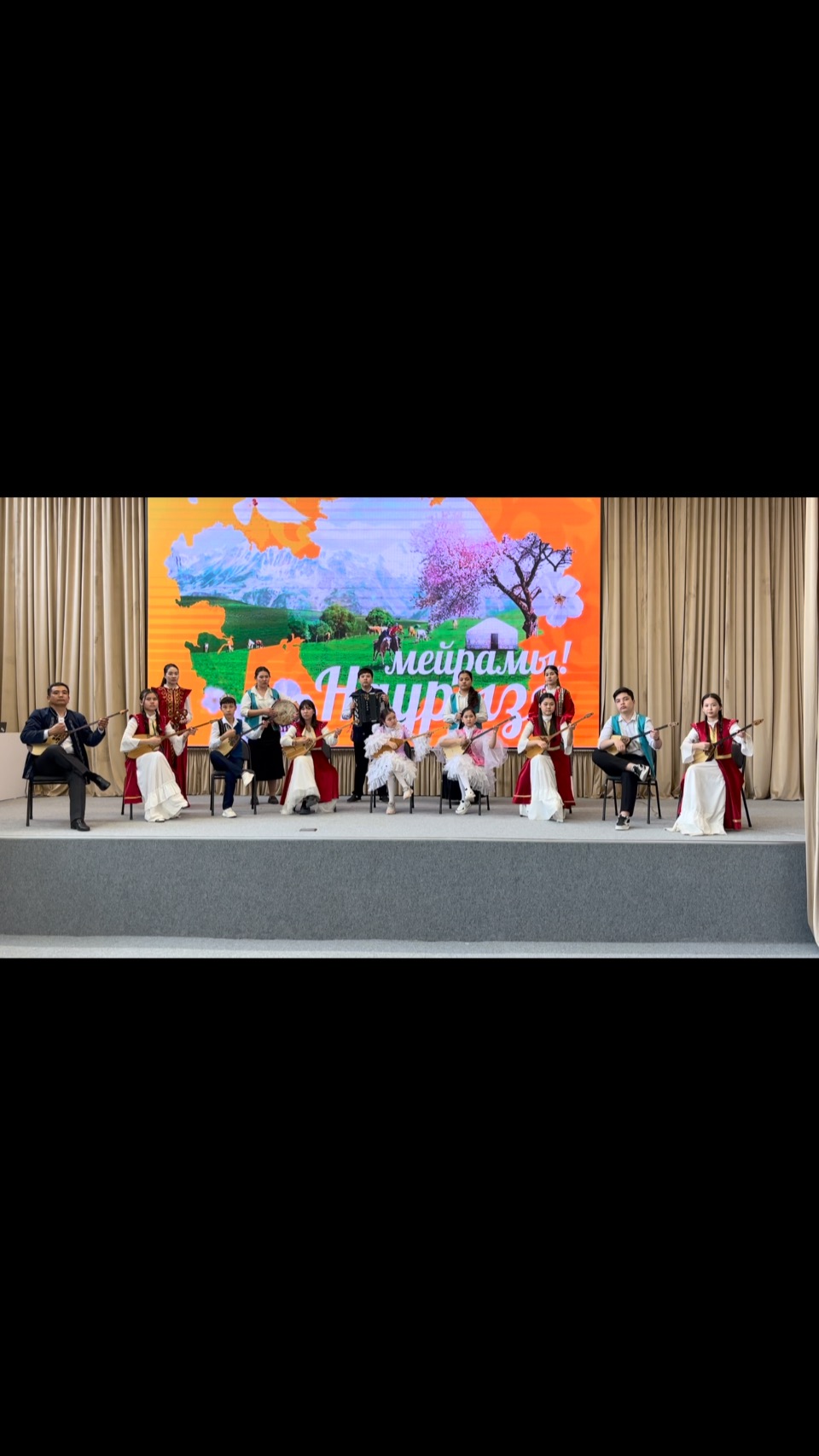 🎶 «КҮЙ КҮМБІРІ – 2025» ЧЕЛЛЕНДЖІ ЖАЙЛЫ МЕКТЕБІМІЗДЕ! 🎶 Жайлы…