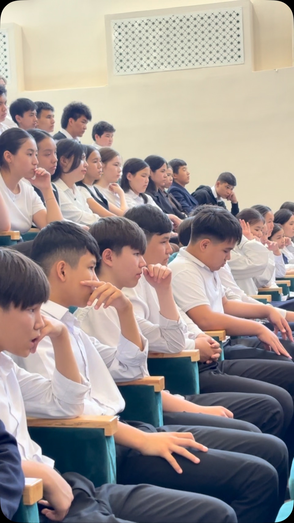 СИНТЕТИКАЛЫҚ ЕСІРТКІ — ЖАС ҰРПАҚҚА ТӨНГЕН ҮЛКЕН ҚАУІП! Жайлы мектебінде…